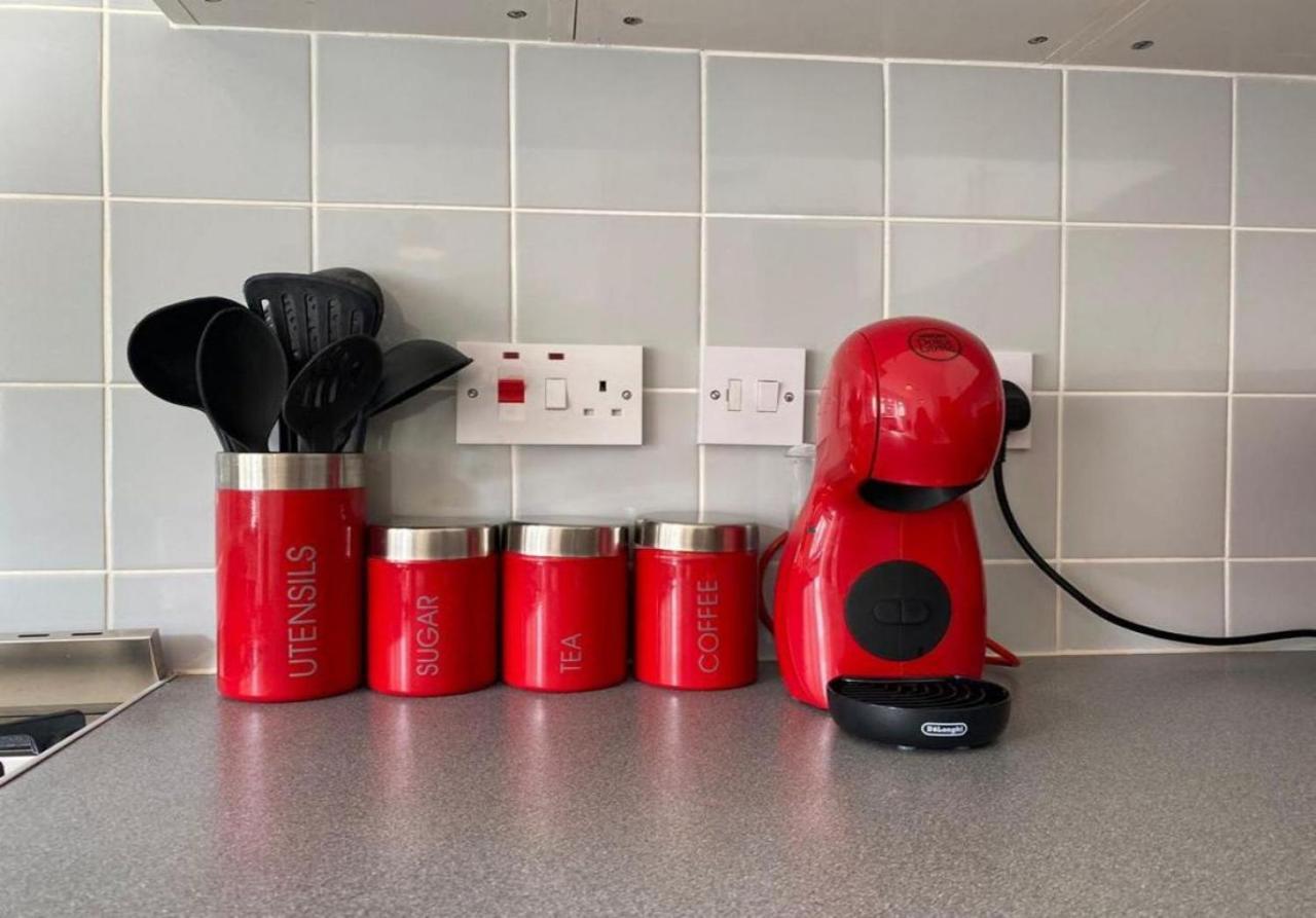 Stunning Four Bedroom House Close To Excel, O2 & Central London With Free Parking מראה חיצוני תמונה