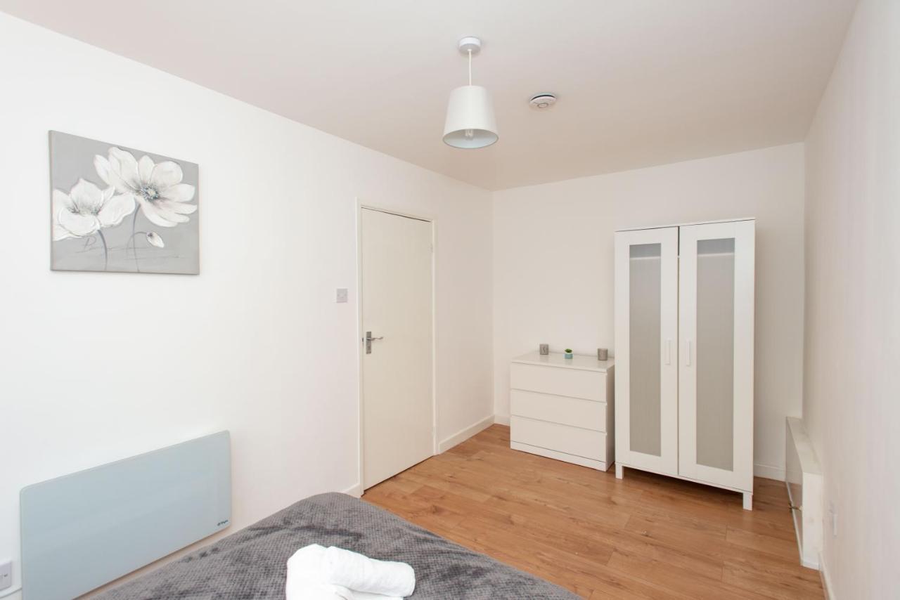 Stunning Four Bedroom House Close To Excel, O2 & Central London With Free Parking מראה חיצוני תמונה